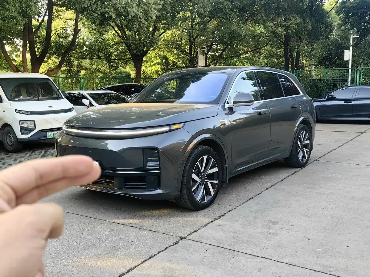 2023 Li L7 Range Extended 154HP REEV 40.9KWH