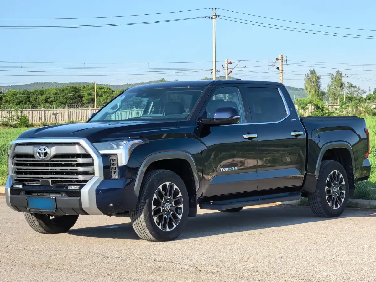 2022 Tank 300 2.0T 227HP L4 8AT