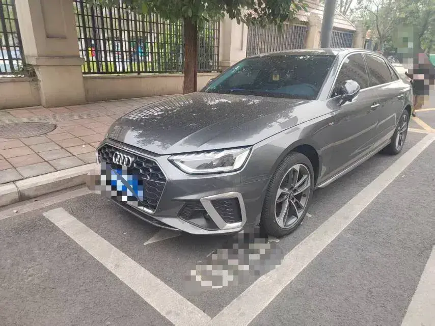 2024 Audi A4L 2.0T 190HP L4 7DCT