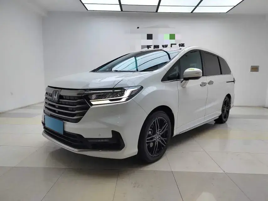 2022 Honda Odyssey 2.0L 146HP L4 E-CVT Hybrid