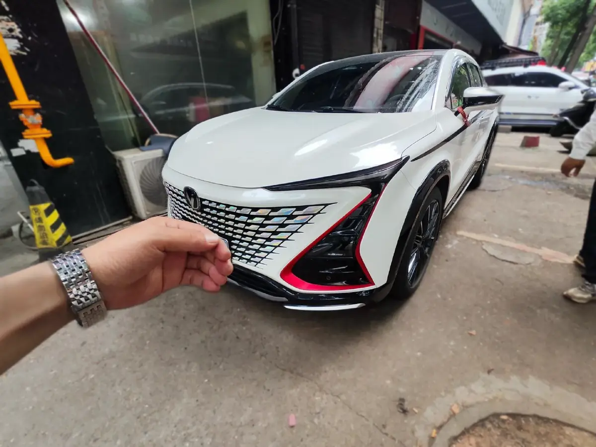 2023 ChangAn UNI-T 1.5T 188HP L4 7DCT