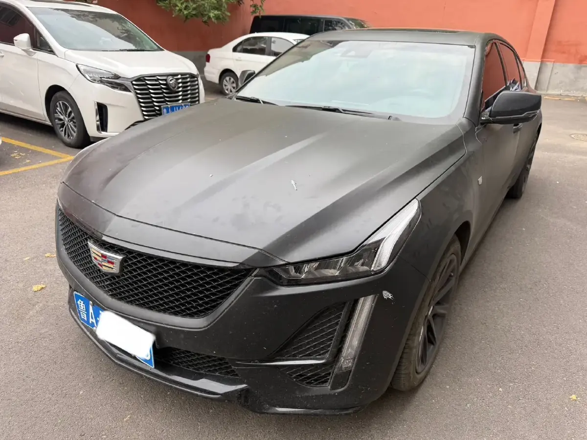 2024 Cadillac CT5 2.0T 237HP L4 10AT