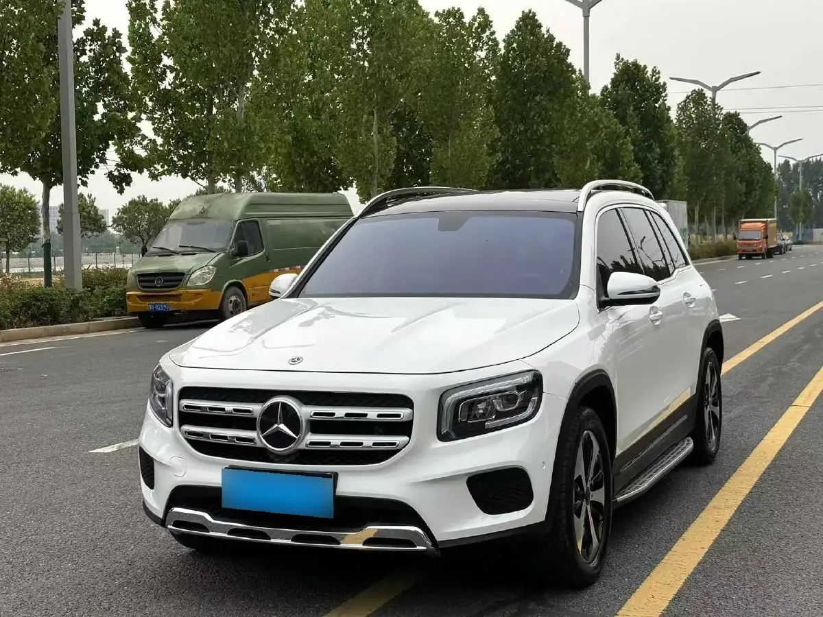 2023 Mercedes-Benz GLB Class 2.0T 190HP L4 8DCT