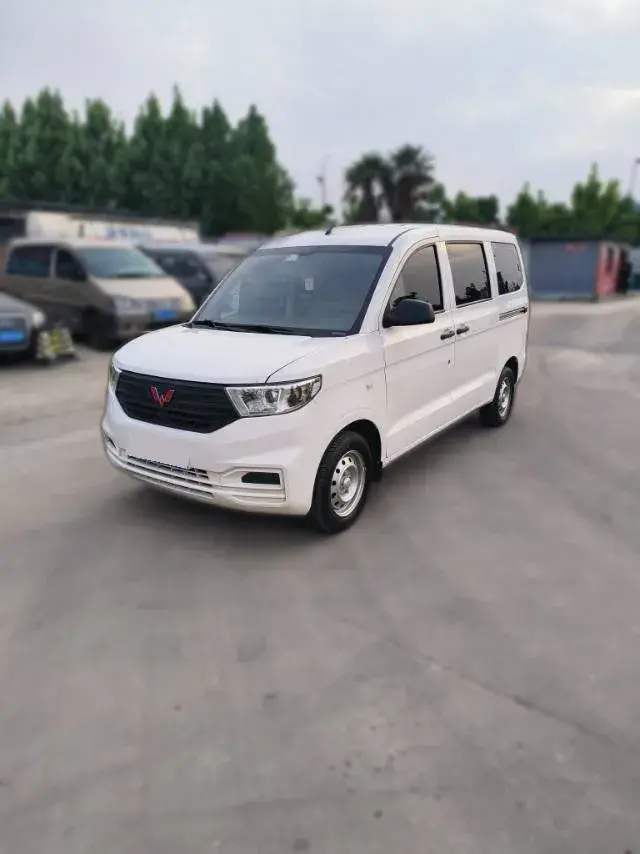 2022 WuLing HongGuang V 1.5L 99HP L4 6MT