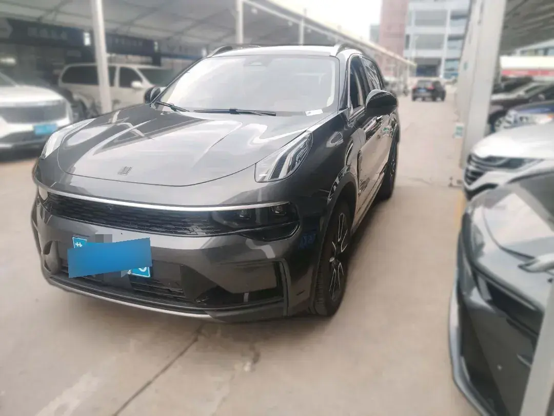 2024 LYNK&CO 01 2.0T 254HP L4 8AT