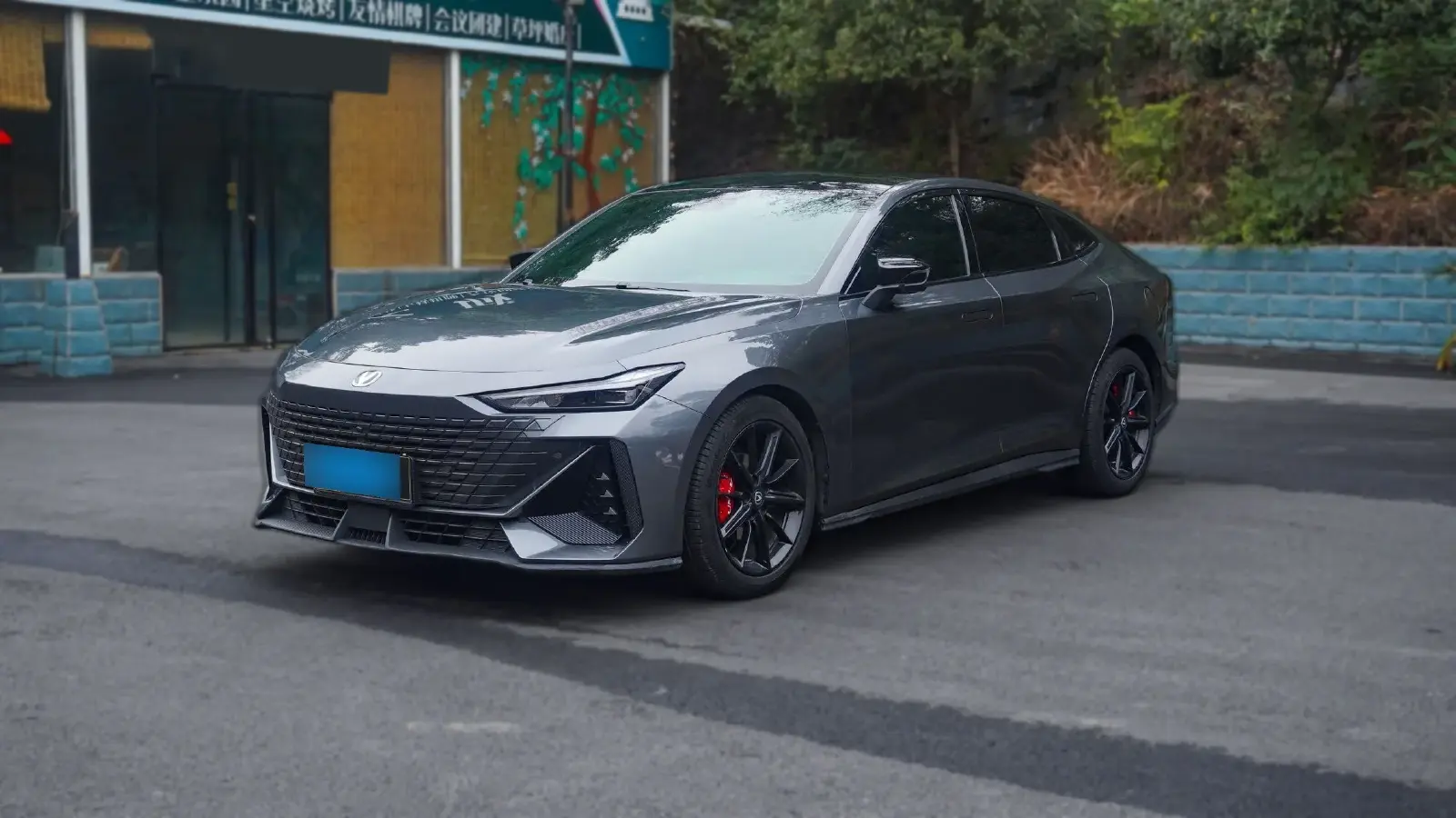 2022 ChangAn UNI-V 1.5T 188HP L4 7DCT