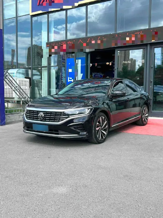 2022 Volkswagen Passat 2.0T 186HP L4 7DCT