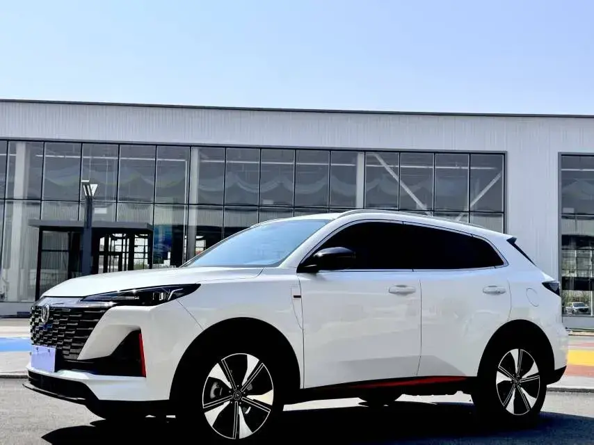 2022 ChangAn CS75 Plus 1.5T 178HP L4 6AT