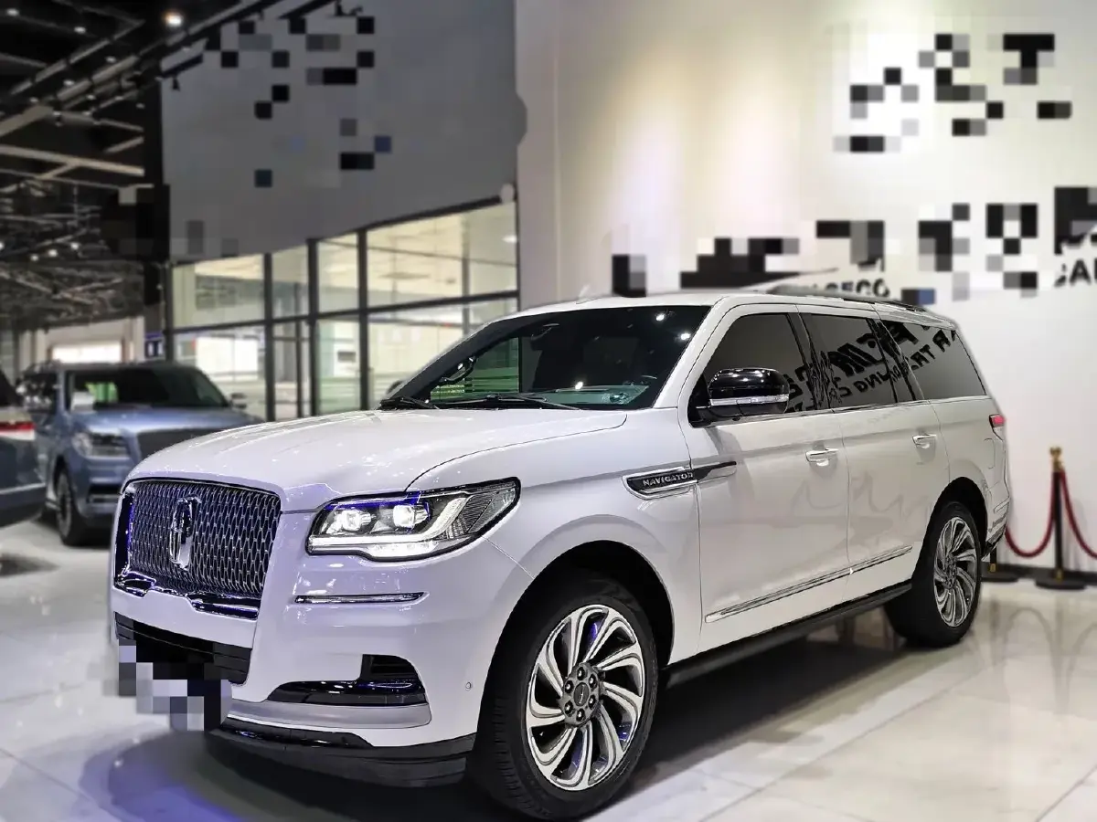 2022 Lincoln Navigator 3.5T 415HP V6 10AT