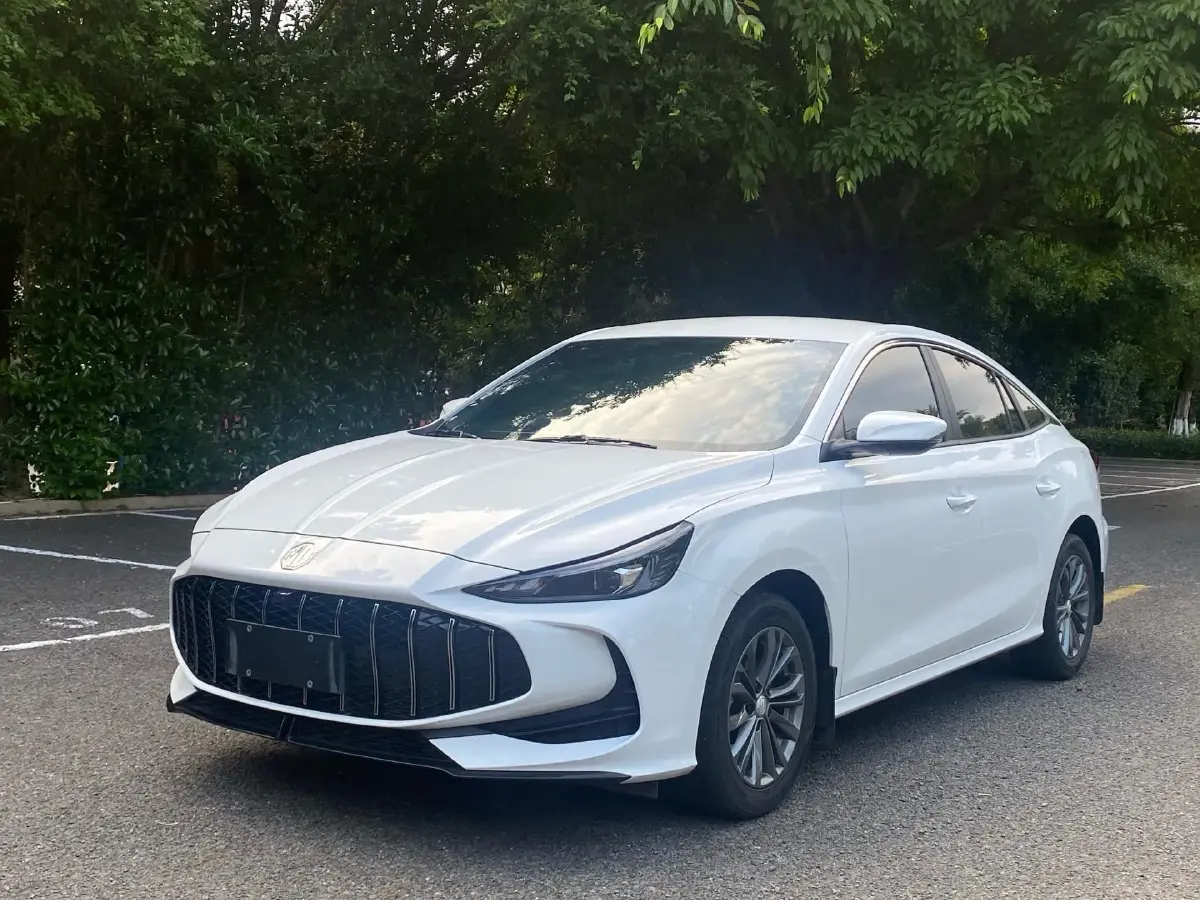 2025 MG 5 1.5L 129HP L4 CVT