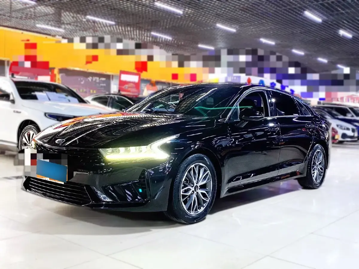 2020 Kia K5 1.5T 170HP L4 7DCT