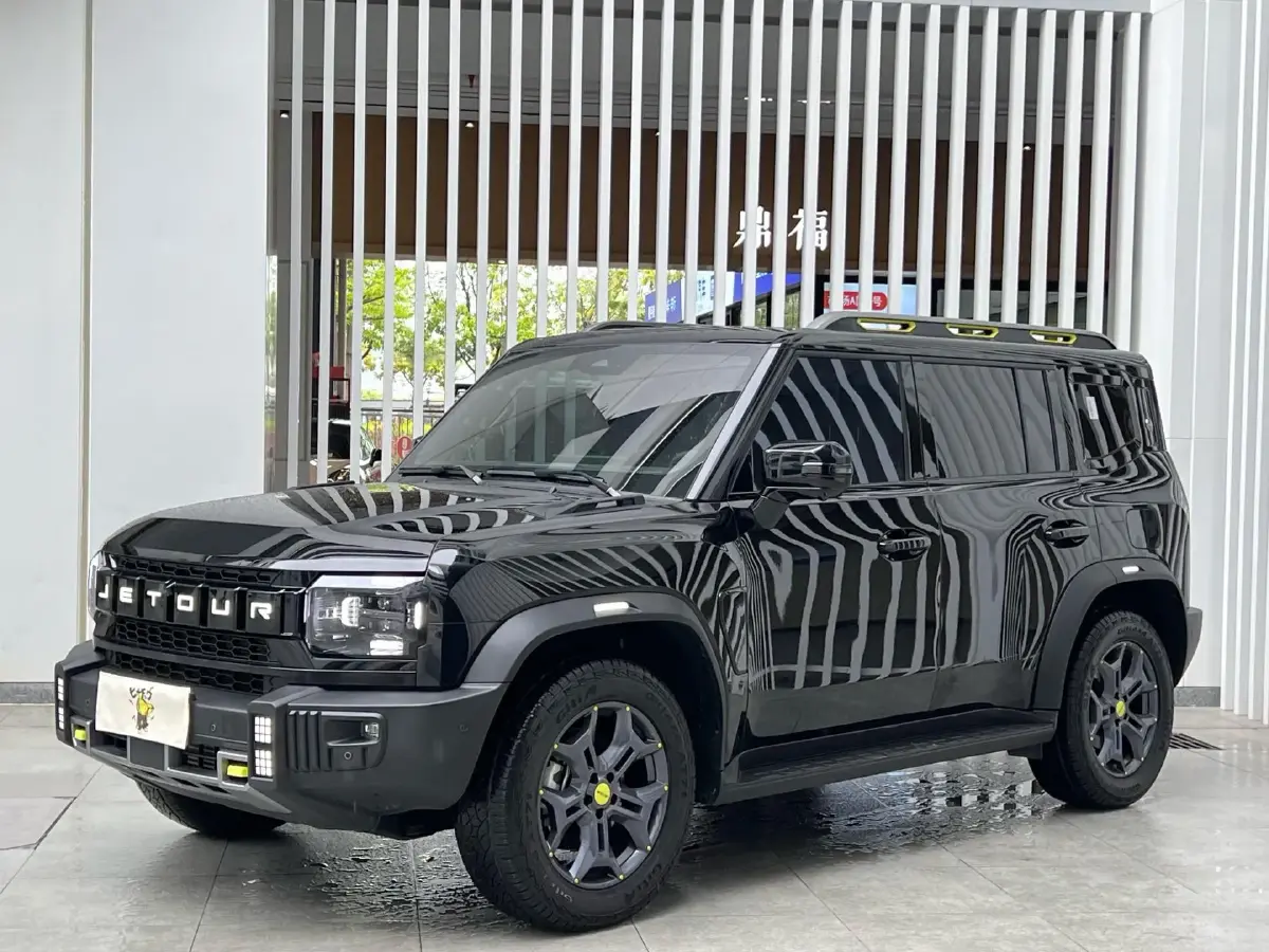 2023 Jetour Traveller 2.0T 254HP L4 7DCT