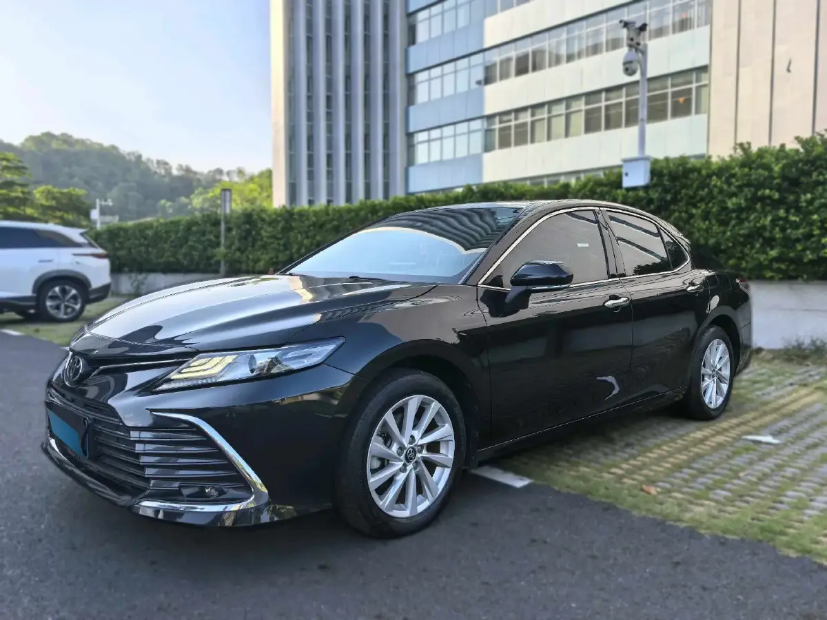 2021 Toyota Camry 2.0L 178HP L4 CVT
