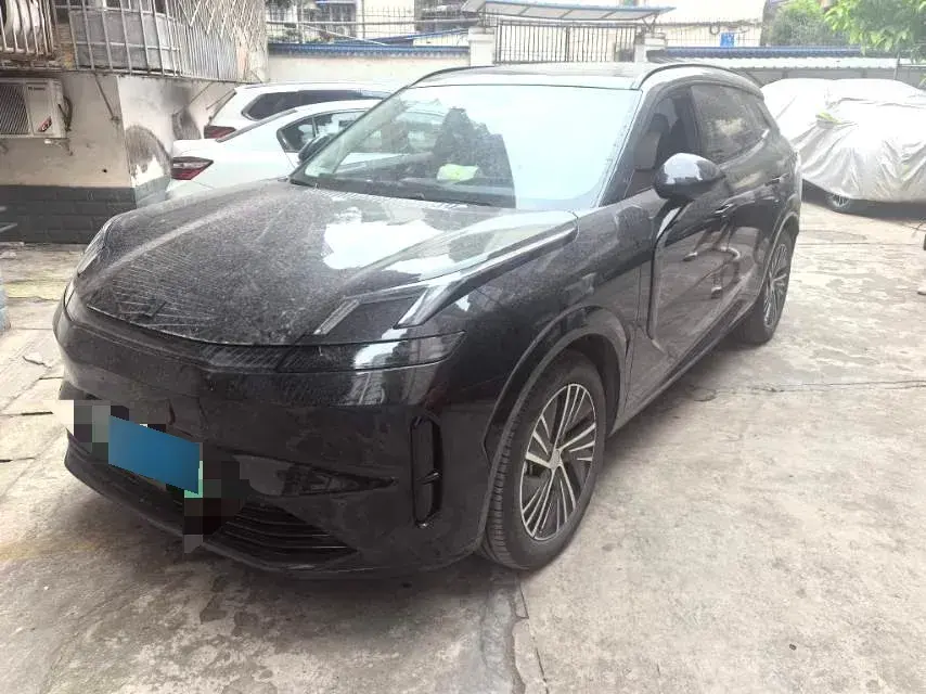 2023 LYNK&CO 08 EM-P 1.5T 163HP L4 3DHT PHEV 39.8KWH