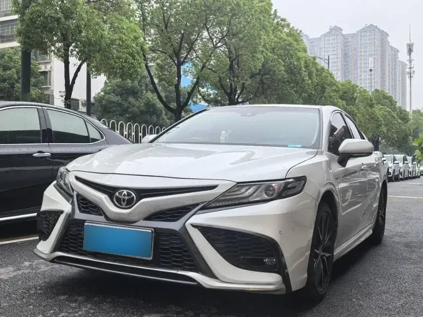 2021 Toyota Camry 2.0L 178HP L4 CVT