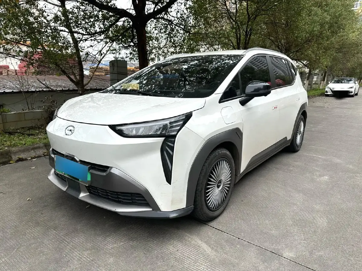 2023 Aion Y BEV 61.7KWH