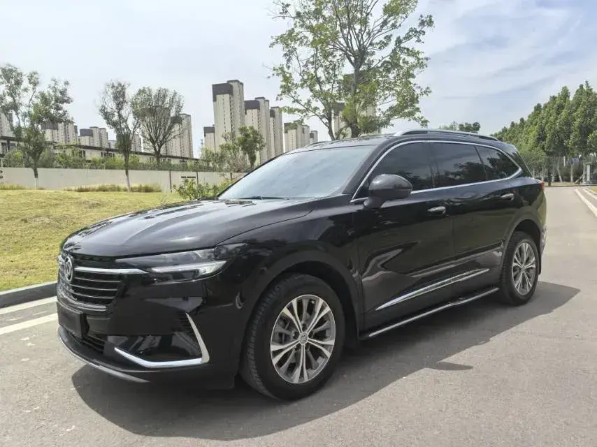 2022 Buick EnvisionPlus 2.0T 237HP L4 9AT