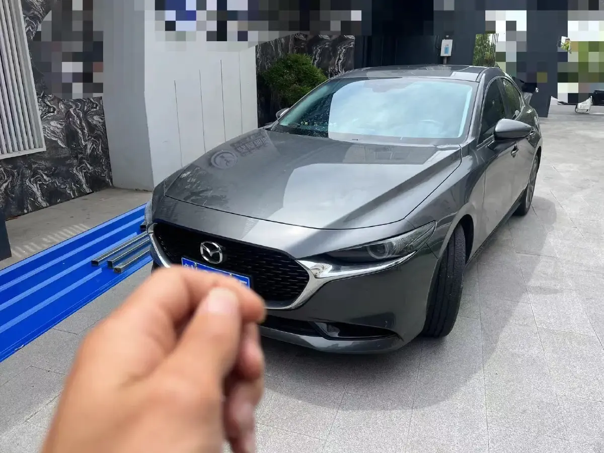 2022 Mazda 3 Axela 2.0L 158HP L4 6AT