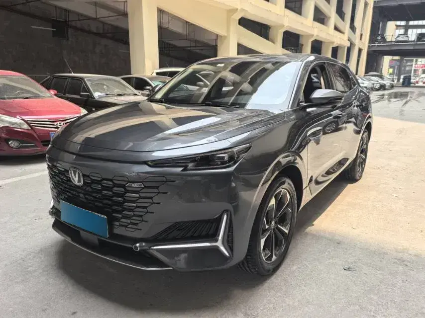 2023 ChangAn UNI-K iDD 1.5T 170HP L4 6TCT PHEV 28.39KWH