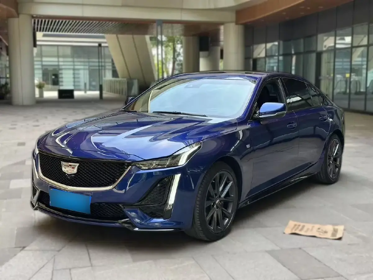 2023 Cadillac CT5 2.0T 237HP L4 10AT