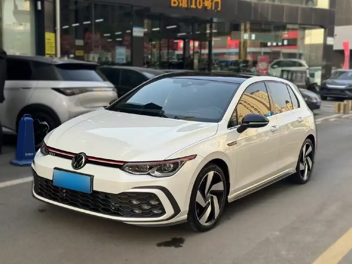 2021 Volkswagen GolfGTI 2.0T 220HP L4 7DCT