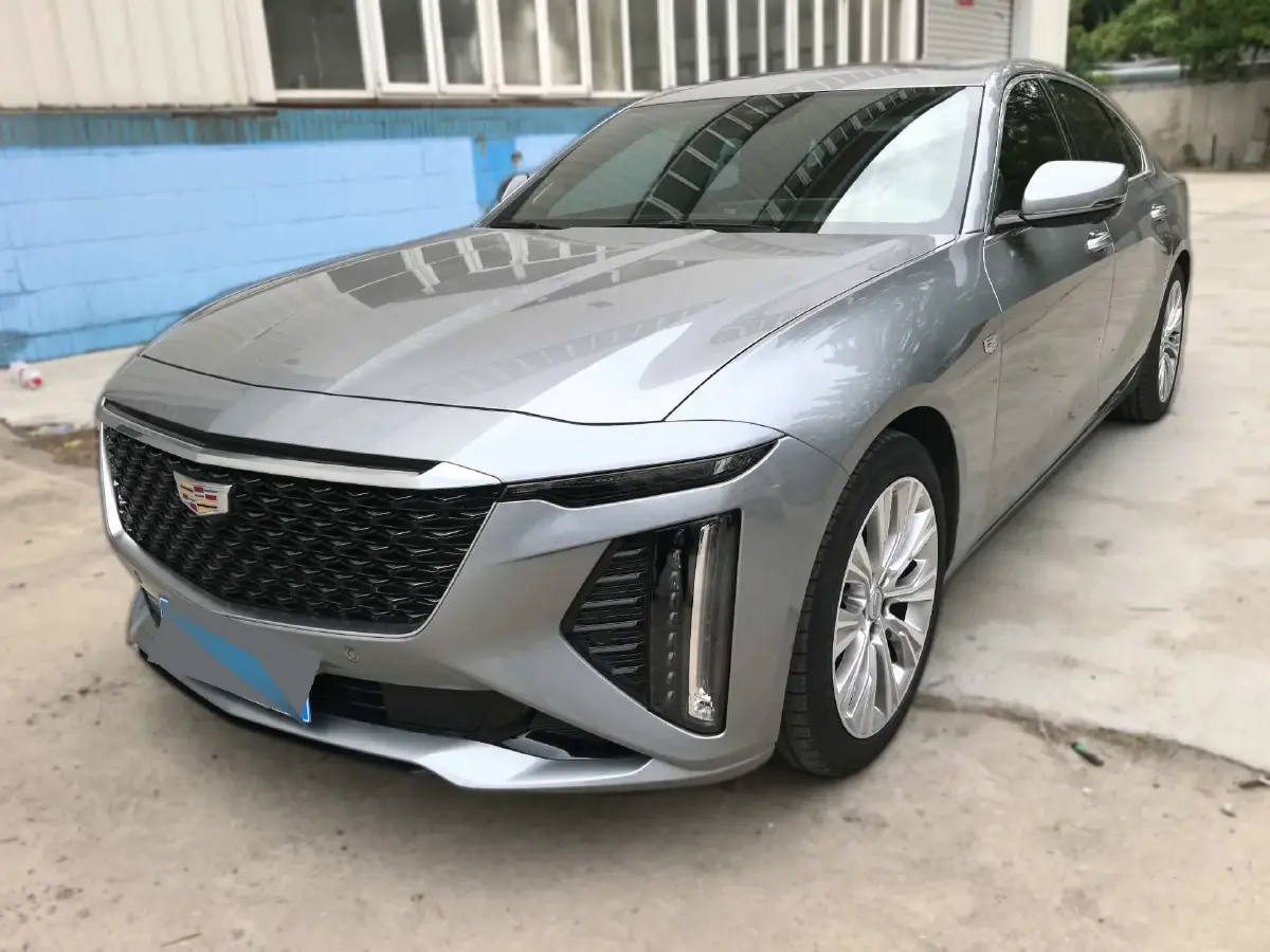 2022 Cadillac CT6 2.0T 237HP L4 10AT