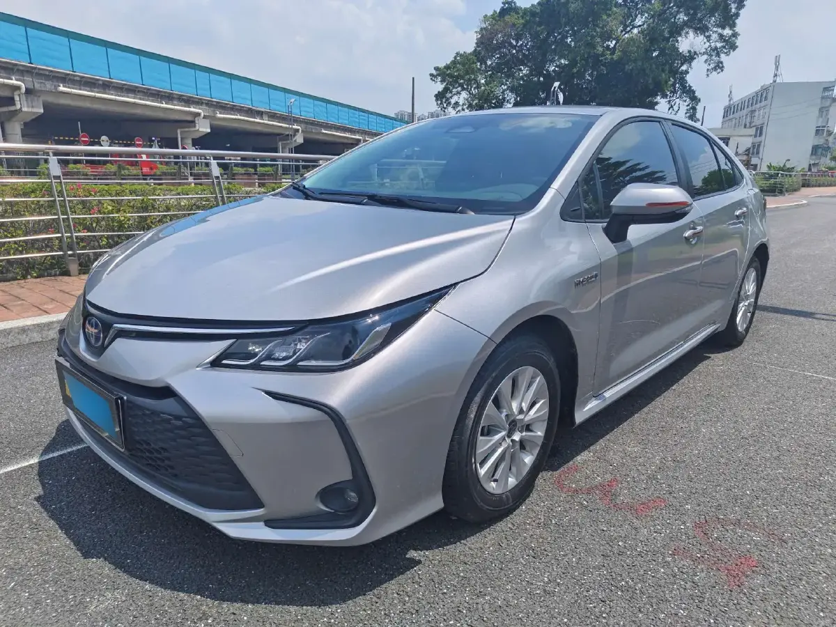 2023 Toyota Corolla 1.8L 98HP L4 E-CVT Hybrid