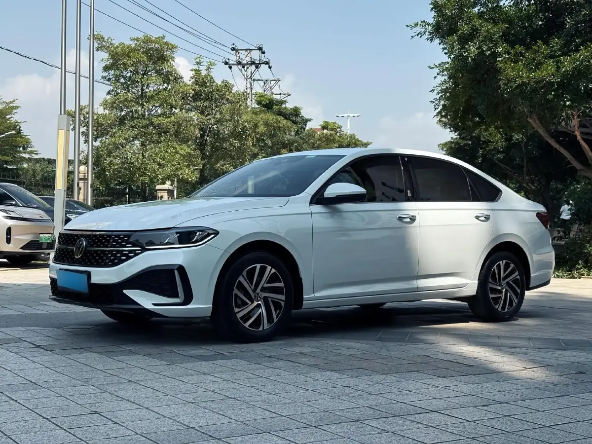 2023 Volkswagen Lavida 1.5L 110HP L4 6AT