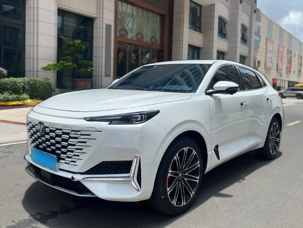 2024 ChangAn UNI-K iDD 1.5T 170HP L4 6TCT PHEV 28.4KWH