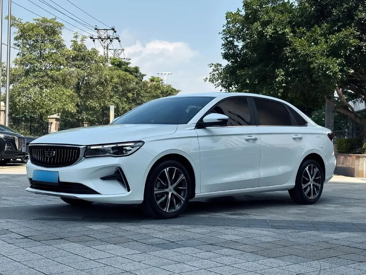 2022 Geely Emgrand L 1.4T 141HP L4 CVT