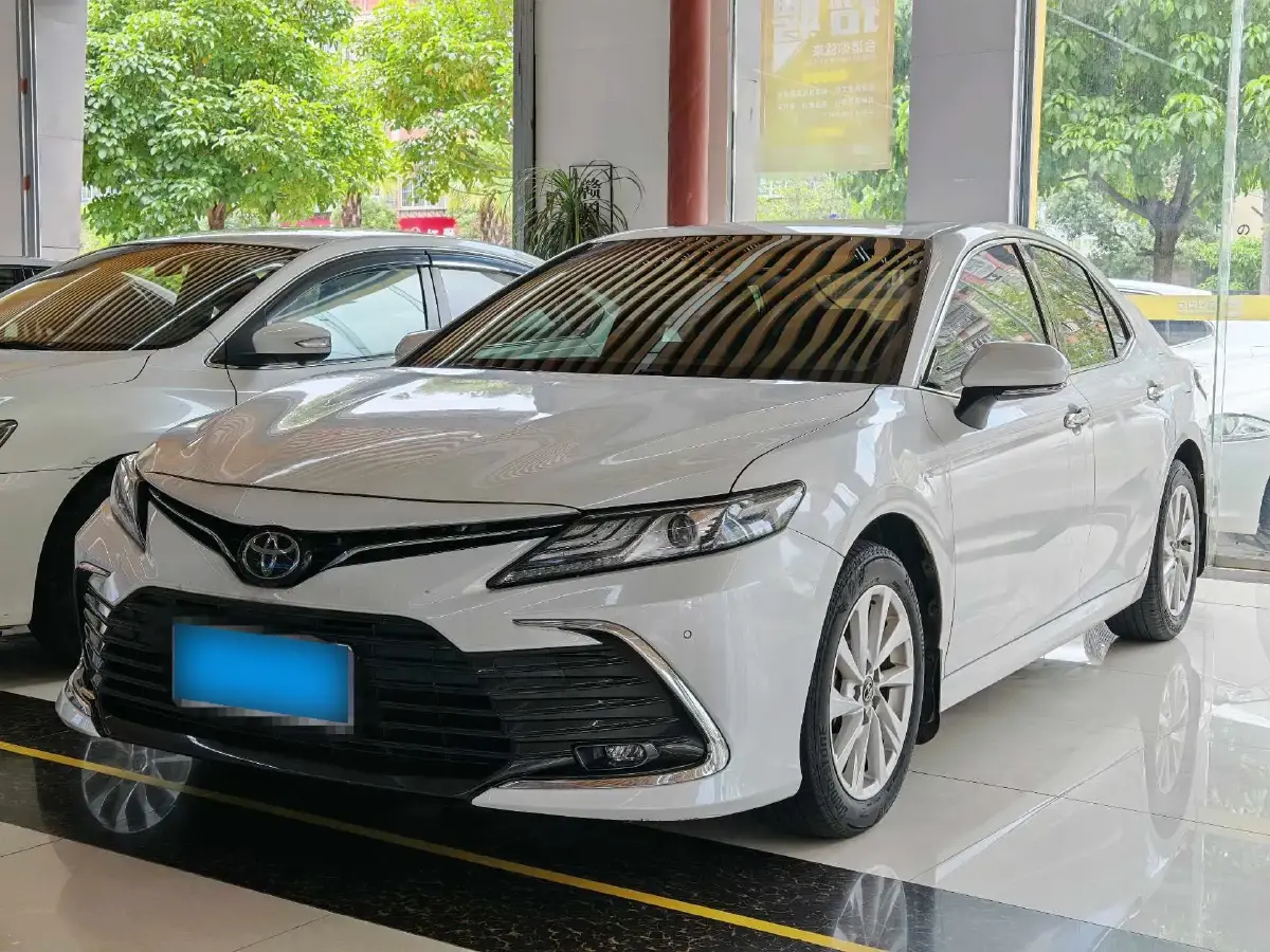 2021 Toyota Camry 2.0L 178HP L4 CVT