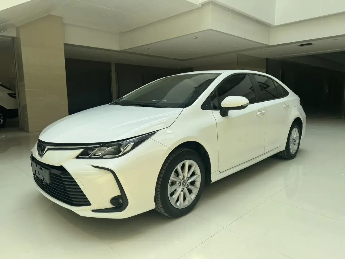 2021 Toyota Corolla 1.2T 116HP L4 CVT