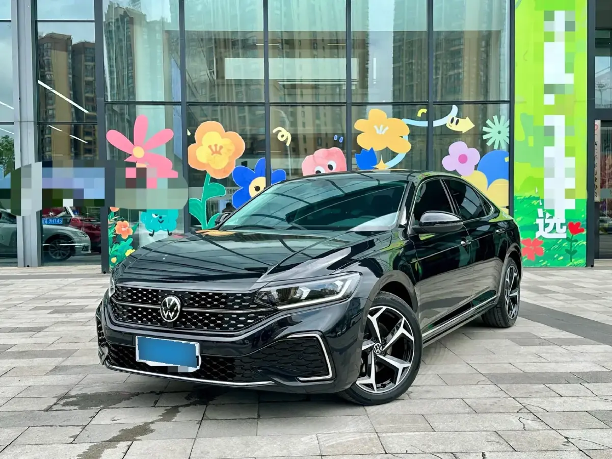 2023 Volkswagen Passat 2.0T 186HP L4 7DCT