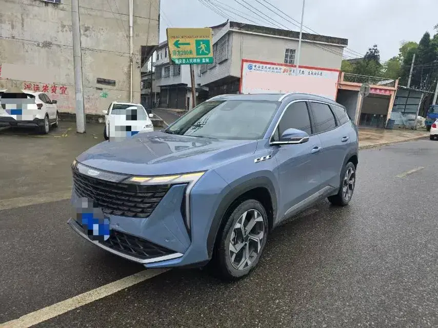 2023 Geely StarRay 1.5T 181HP L4 7DCT