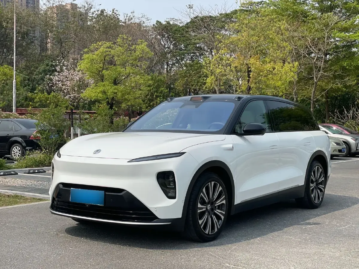 2024 NIO ES8 BEV 75KWH