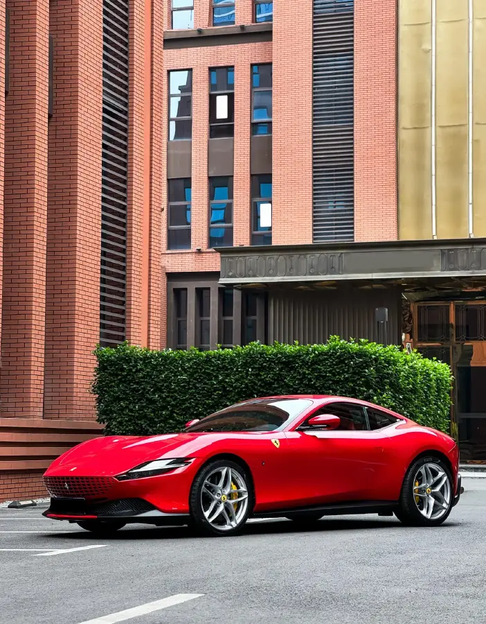 2023 Ferrari Roma 3.9T 620HP V8 8DCT