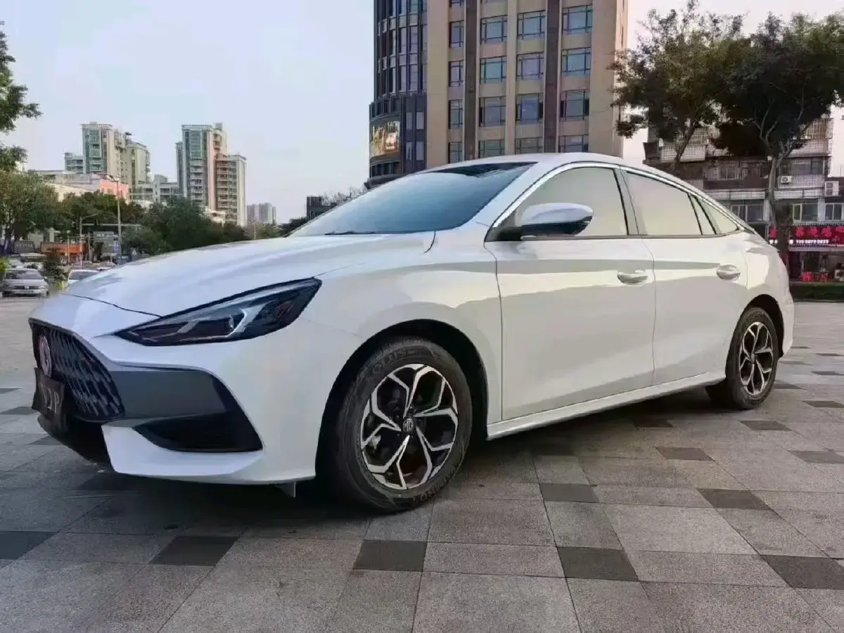 2023 MG 5 1.5L 129HP L4 CVT