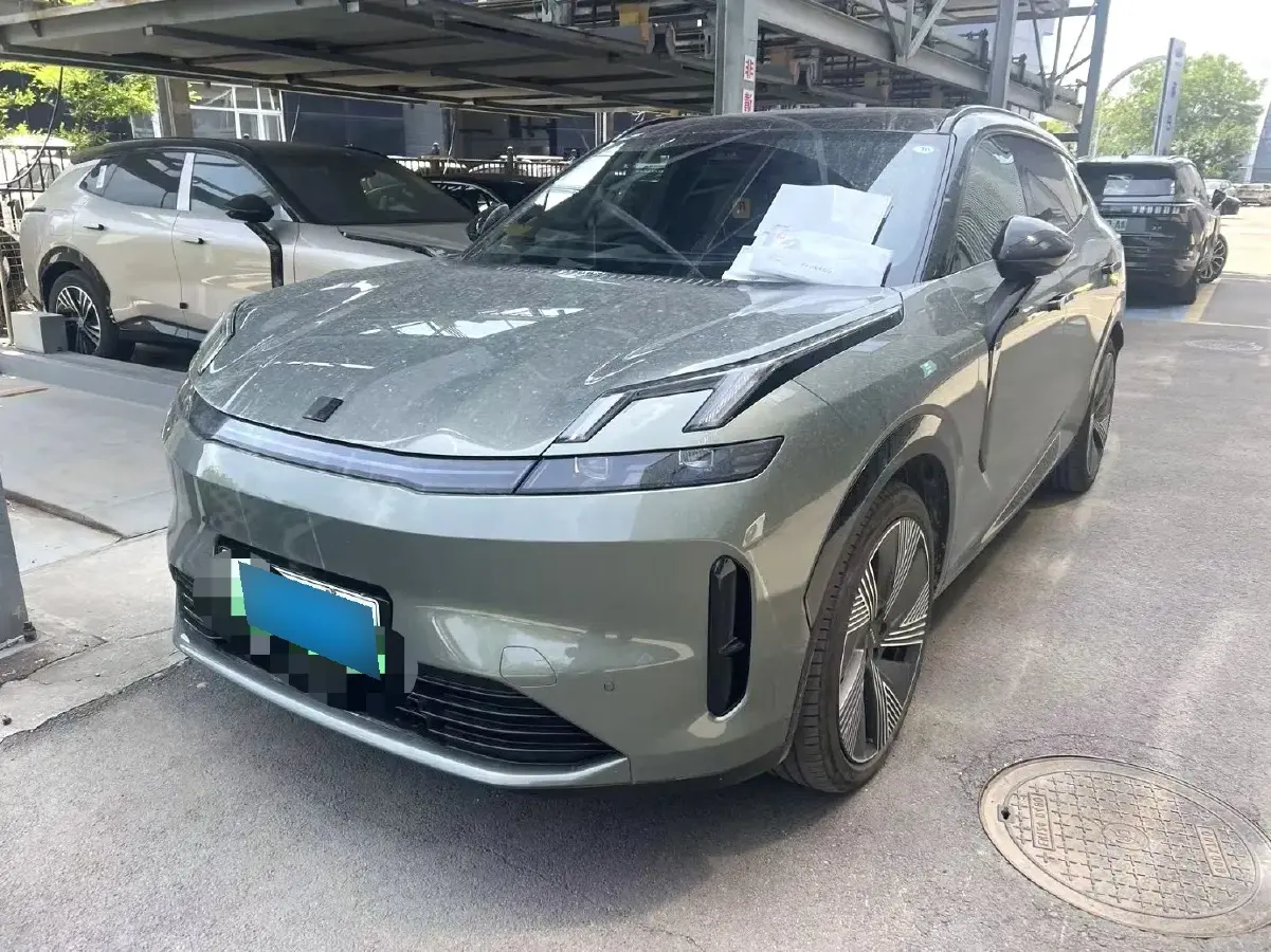 2023 LYNK&CO 08 EM-P 1.5T 163HP L4 3DHT PHEV 39.6KWH