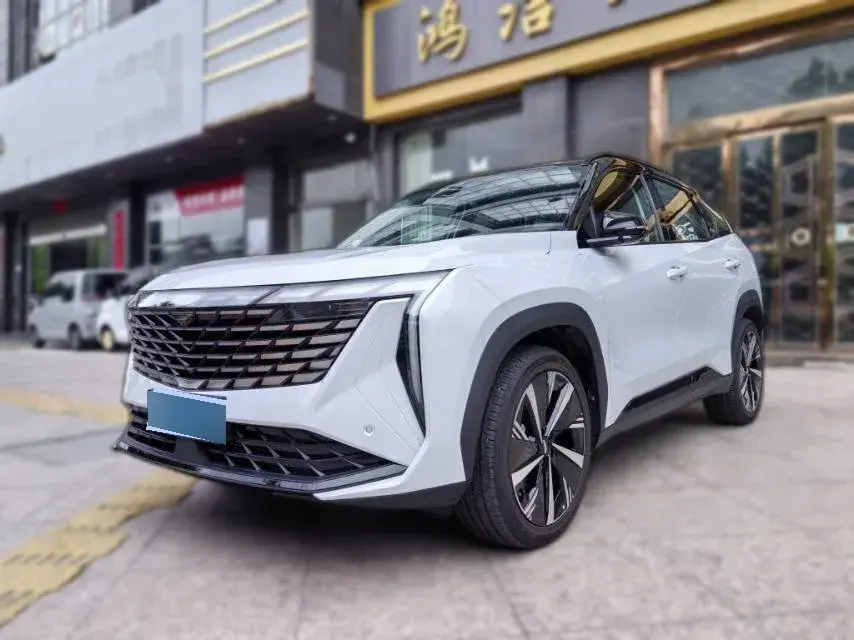 2024 Geely StarRay 1.5T 181HP L4 7DCT