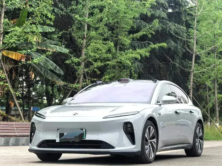 2022 NIO ET5 BEV 75KWH