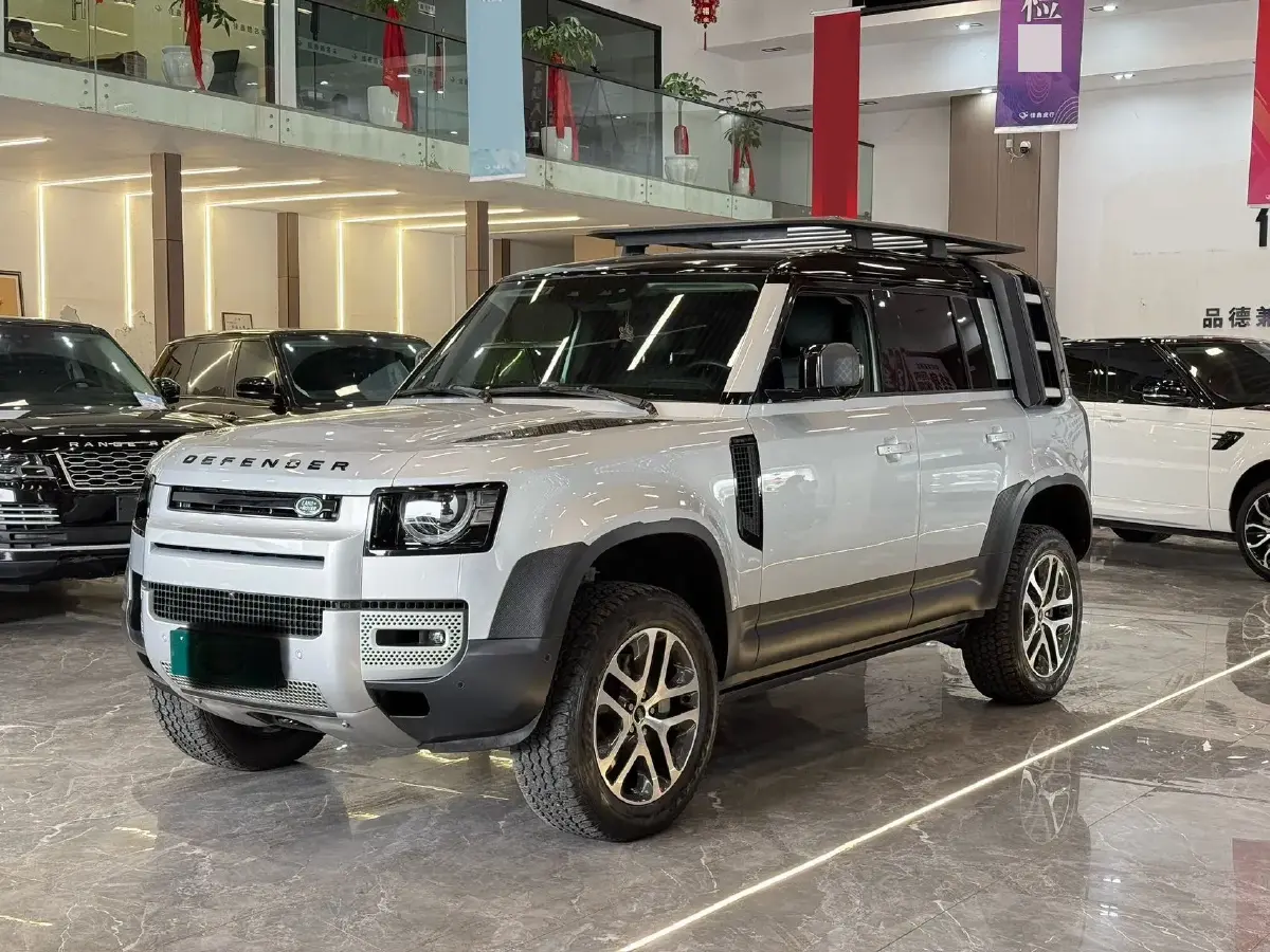2023 Land Rover Defender 3.0T 400HP L6 8AT