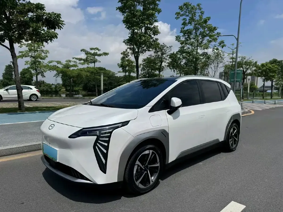 2023 Aion Y BEV 61.7KWH