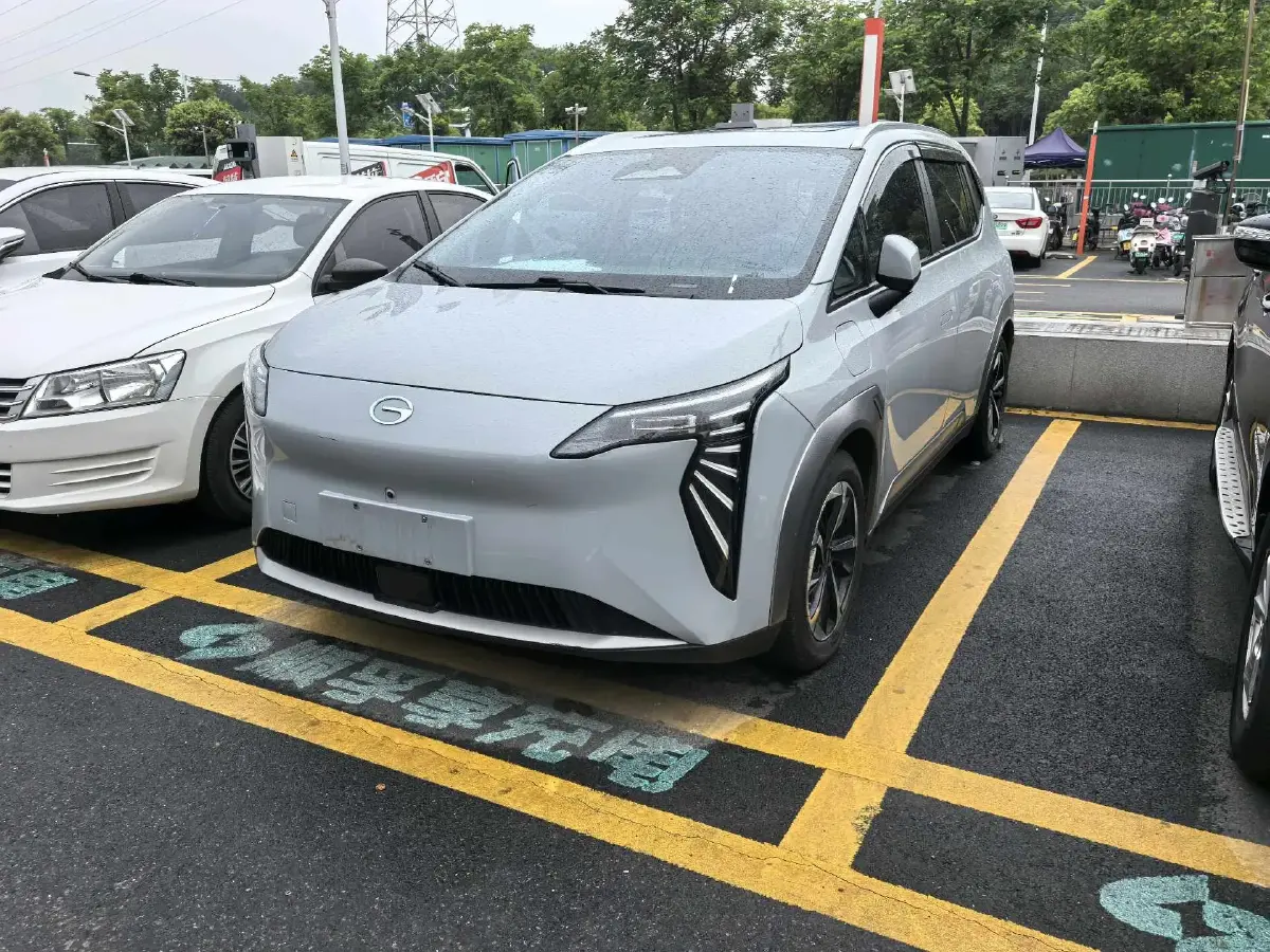 2023 Aion Y BEV 61.7KWH