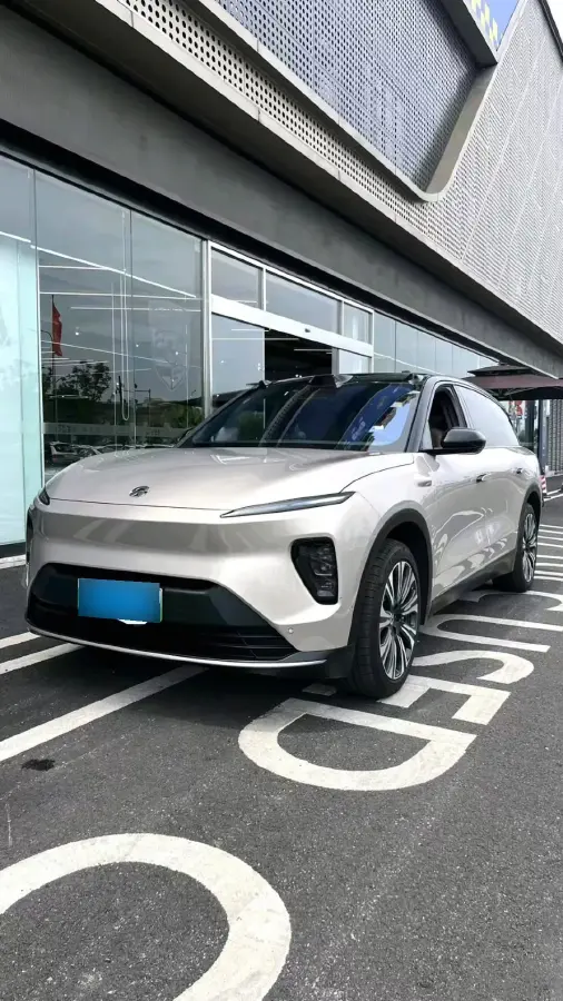 2023 NIO ES8 BEV 75KWH