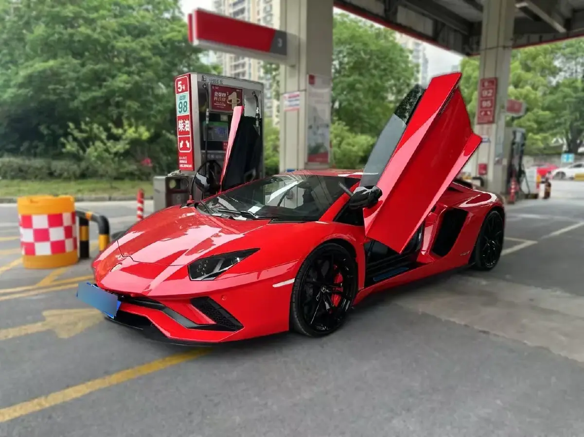 2017 Lamborghini Aventador 6.5L 740HP V12 7ISR