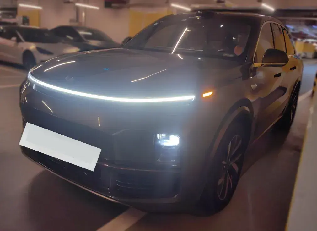 2023 Li L8 Range Extended 154HP REEV 40.9KWH