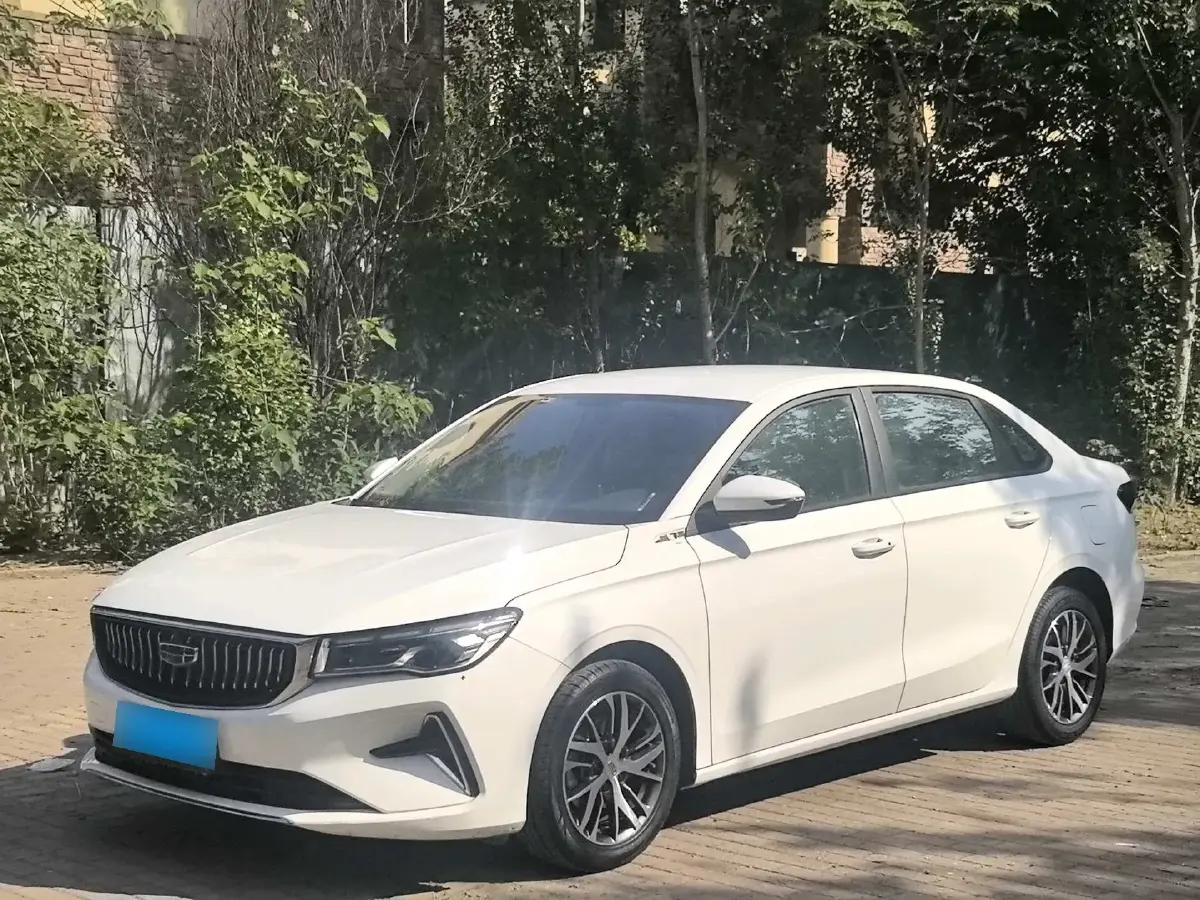 2023 Geely Emgrand 1.5L 127HP L4 CVT