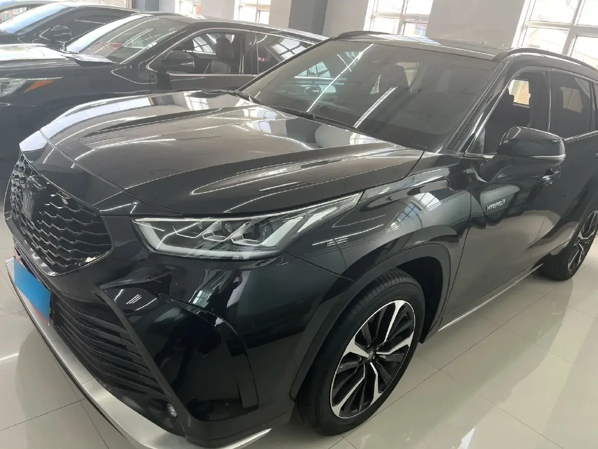 2021 Toyota Crown Kluger 2.5L 192HP L4 E-CVT Hybrid