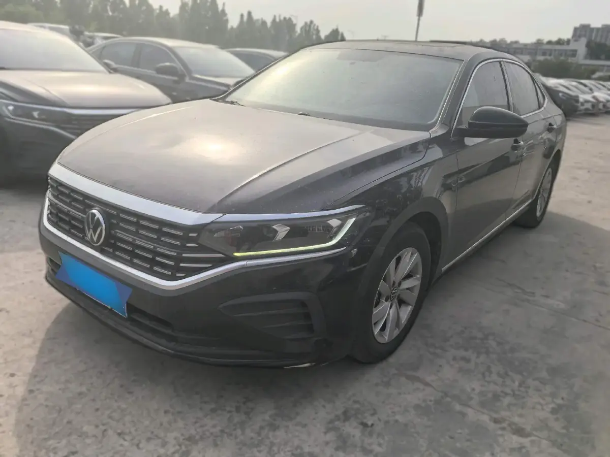 2022 Volkswagen Passat 1.4T 150HP L4 7DCT