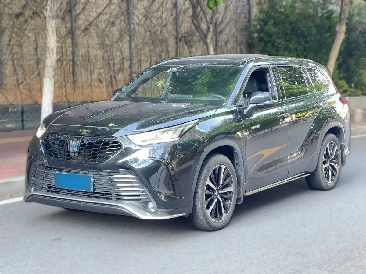 2022 Toyota Crown Kluger 2.5L 192HP L4 E-CVT Hybrid